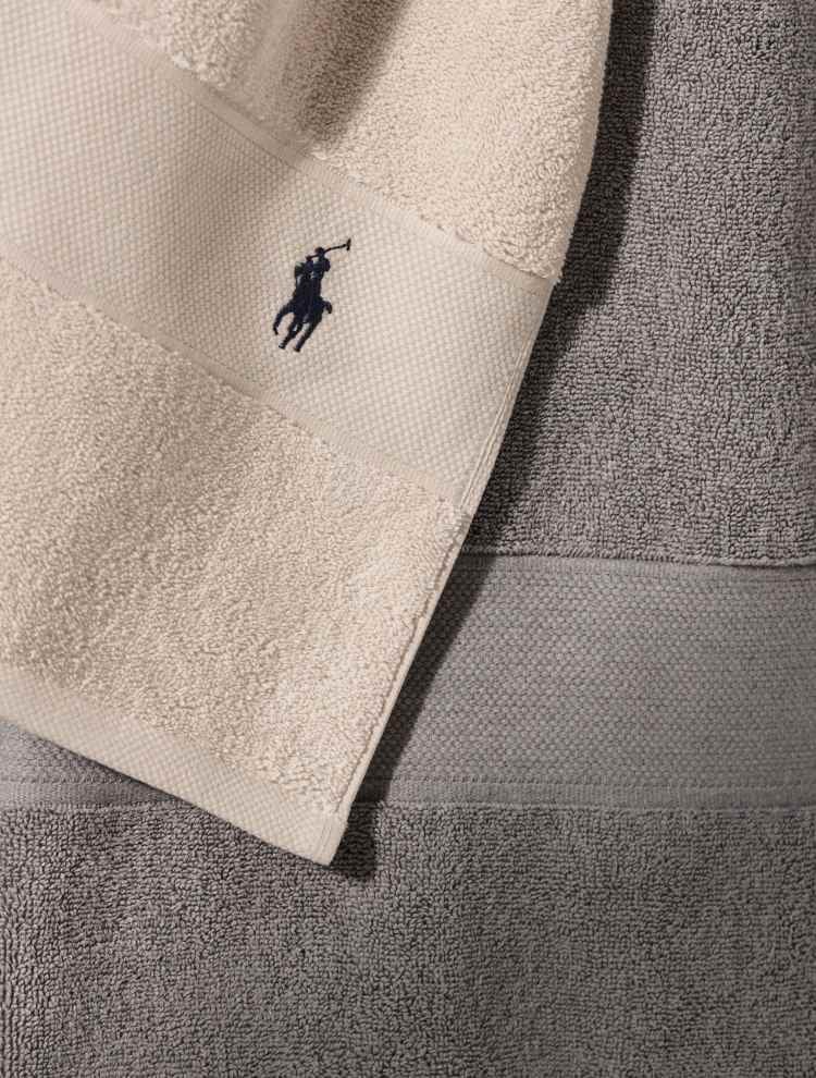 {{MTE_TOWEL_A}}
